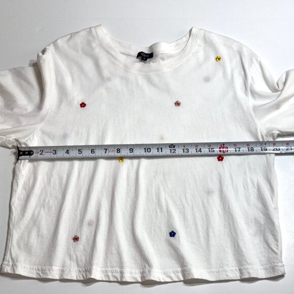 Rails Boxy Crew Floral Daisy Embroidery Cropped T-Shirt Embroidered Flowers - Picture 7 of 8